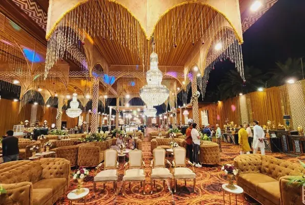 White House Banquet & Lawn